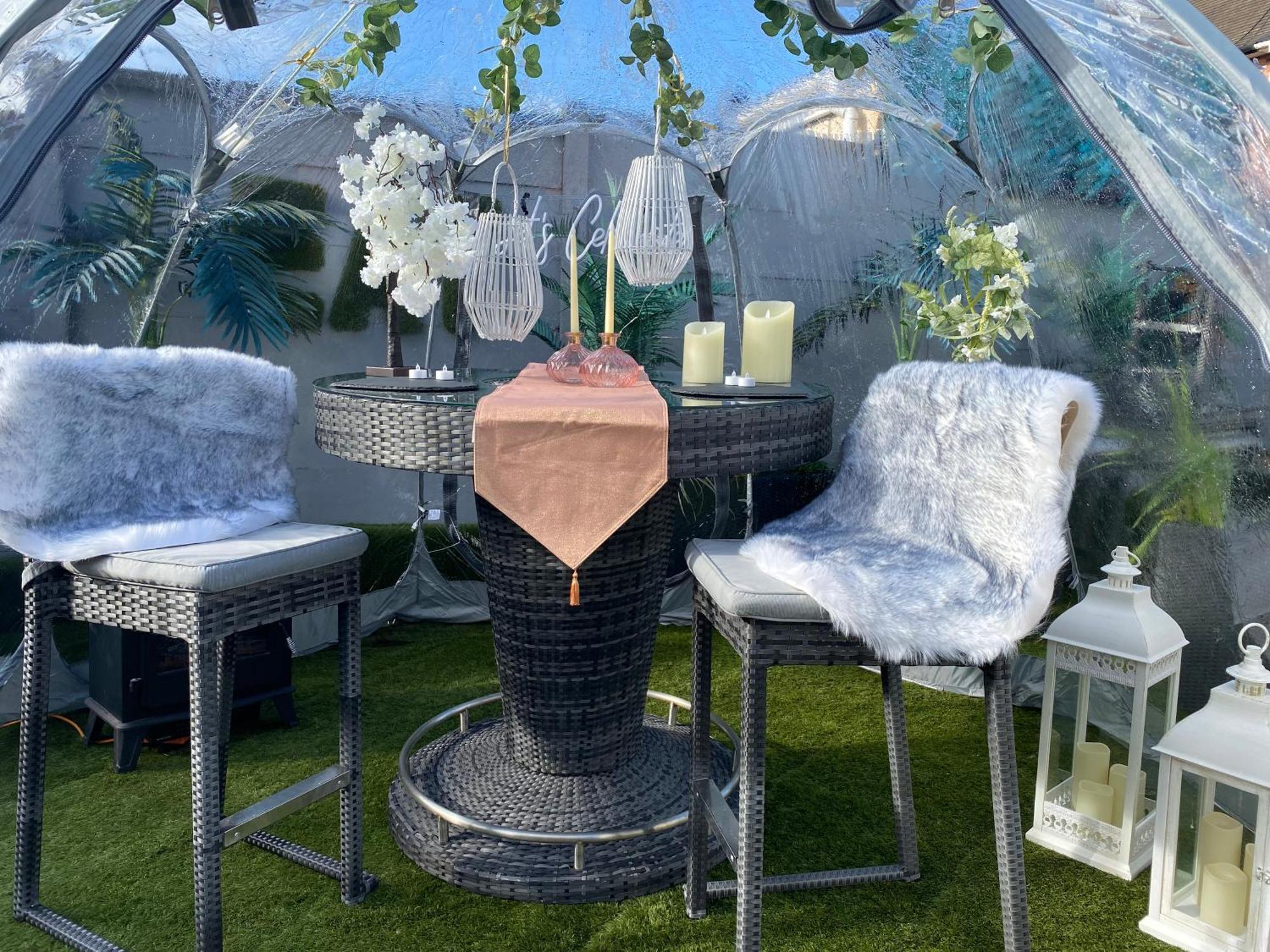 Mini Love Island Style Guest House Includes Personal Hot 24 Hour Swimming Pool, Outdoor Bathtub, Heated Dining Dome And Fire Pit, All This Is Secretly Located In The Busy Suburbs Of نوتينغهام المظهر الخارجي الصورة